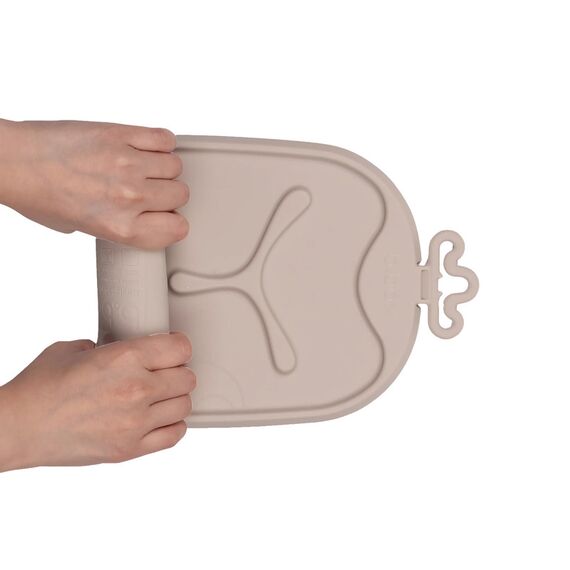 b.box Roll + Go Mealtime Mat with 3 Section Divider and Spoon, Color: Latte, 3 image