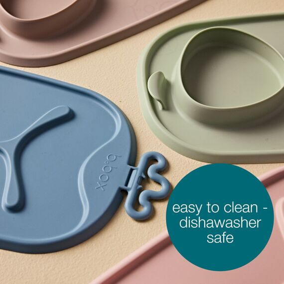 b.box Roll + Go Mealtime Mat with 3 Section Divider and Spoon, Color: Blush, 4 image